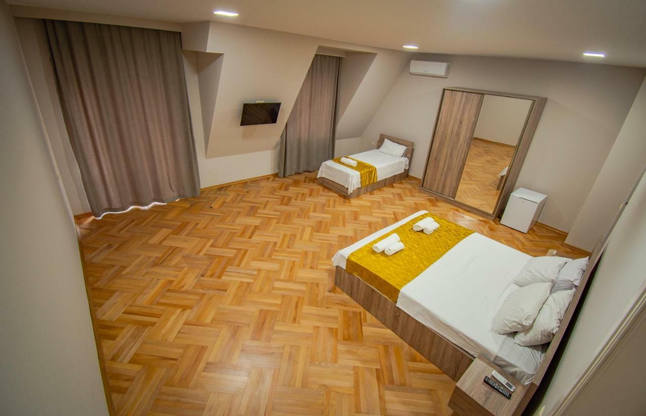 Nana'S Guesthouse Μπατούμι Εξωτερικό φωτογραφία