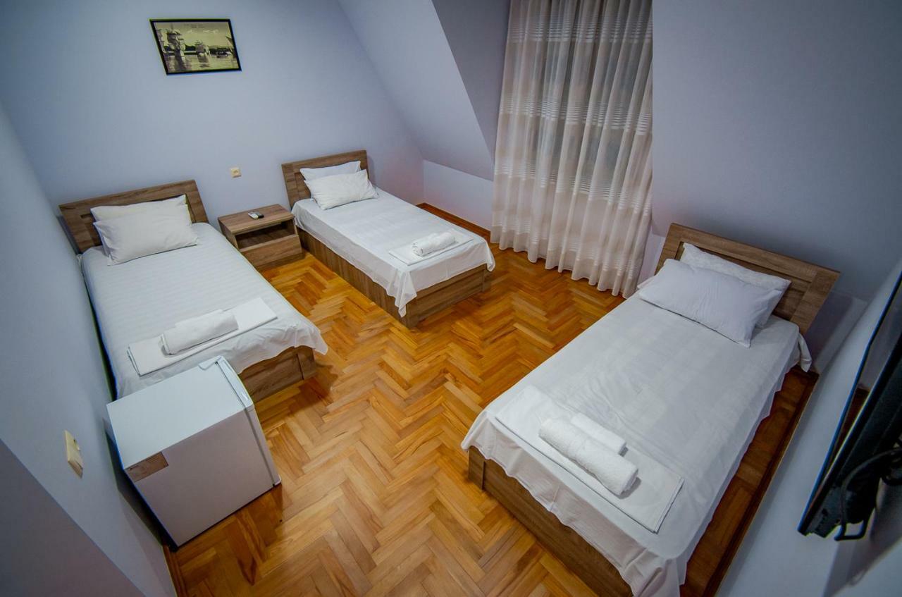 Nana'S Guesthouse Μπατούμι Εξωτερικό φωτογραφία